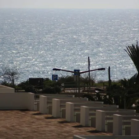 Edificio Clube Praia Mar * Portimão